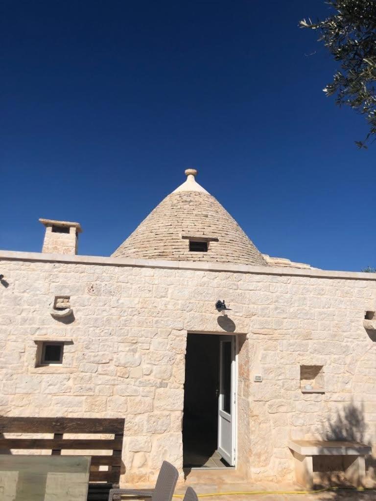 Trullo Dell' Edera Con Piscina Privata Apartment Alberobello Exterior foto